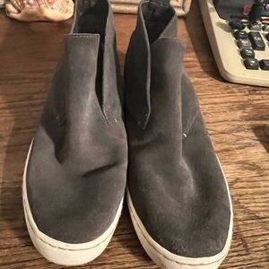 Women’s Gray Suede Shoes
